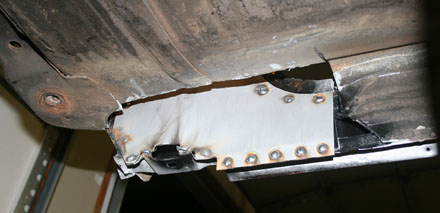 14 gauge pillar repair plate welded to rocker panel flange on 67 Pontiac GTO