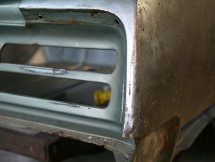 cracked GTO quarter panel end